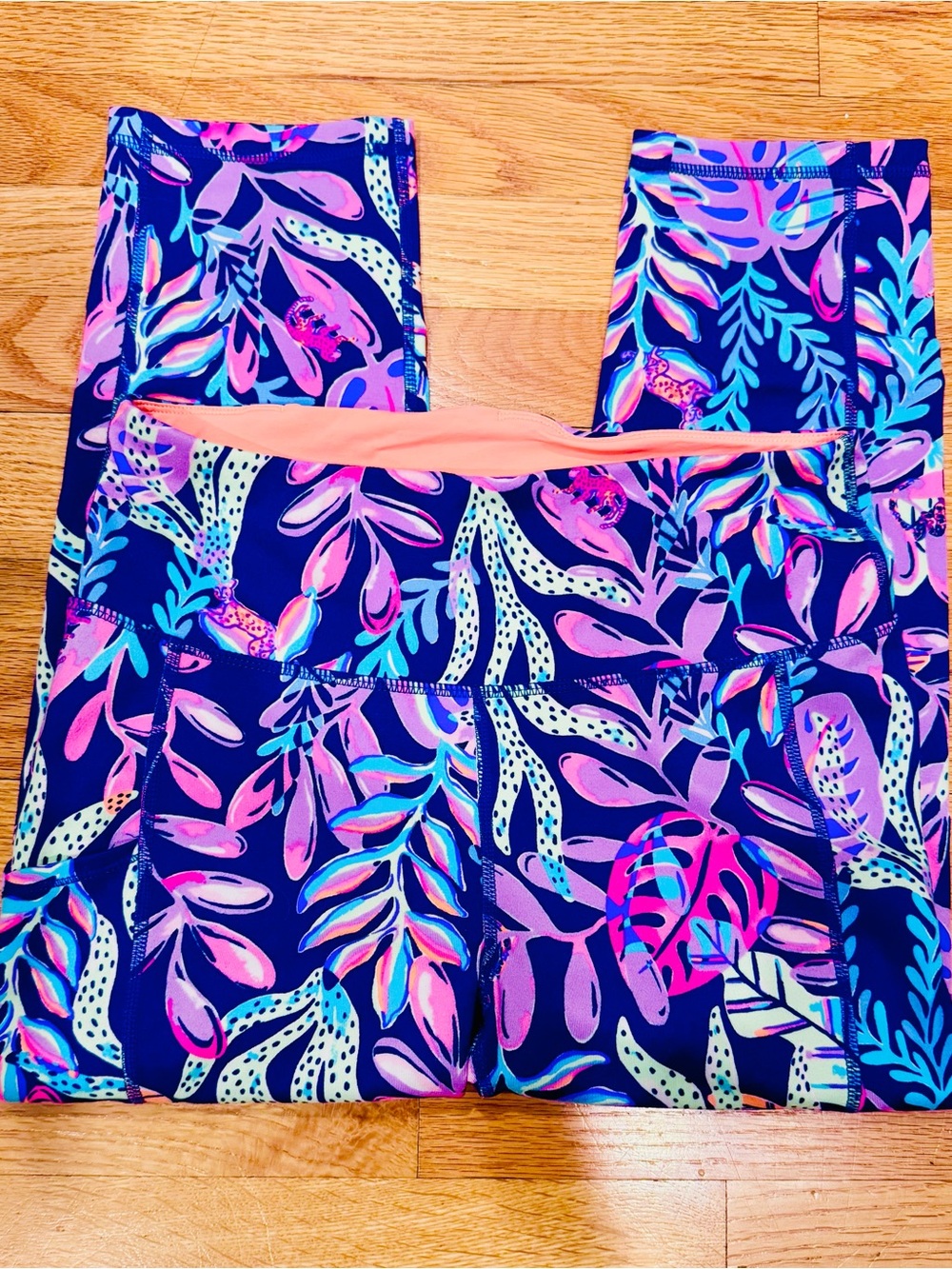 Lilly Pulitzer Luxletic Women’s Capri Leggings - size medium